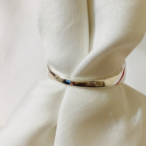 Sterling Silver Ruby Red and Clear Crystals Ring - Picture 3 of 3